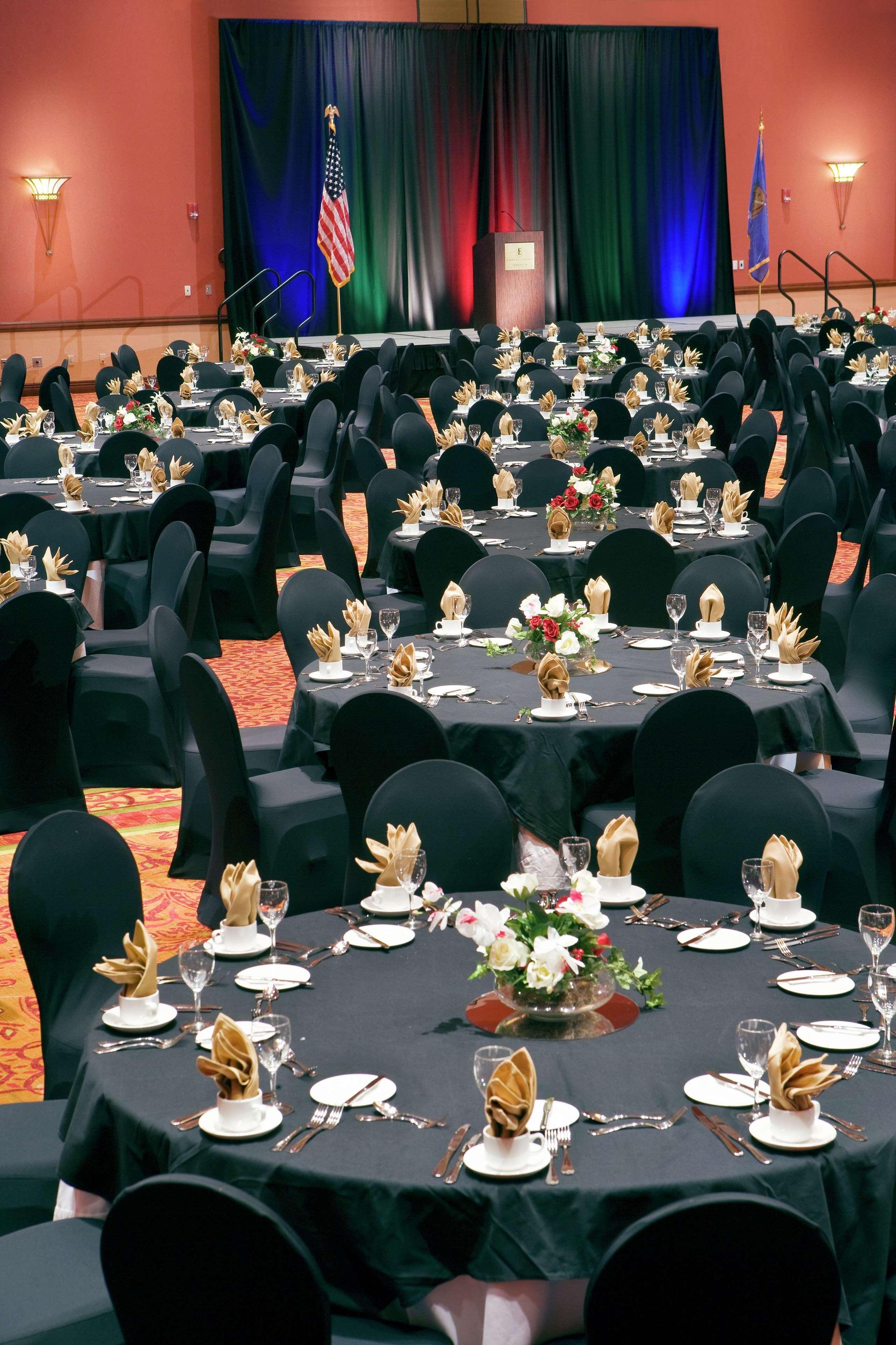 Embassy Suites By Hilton Norman Hotel & Conference Center Экстерьер фото