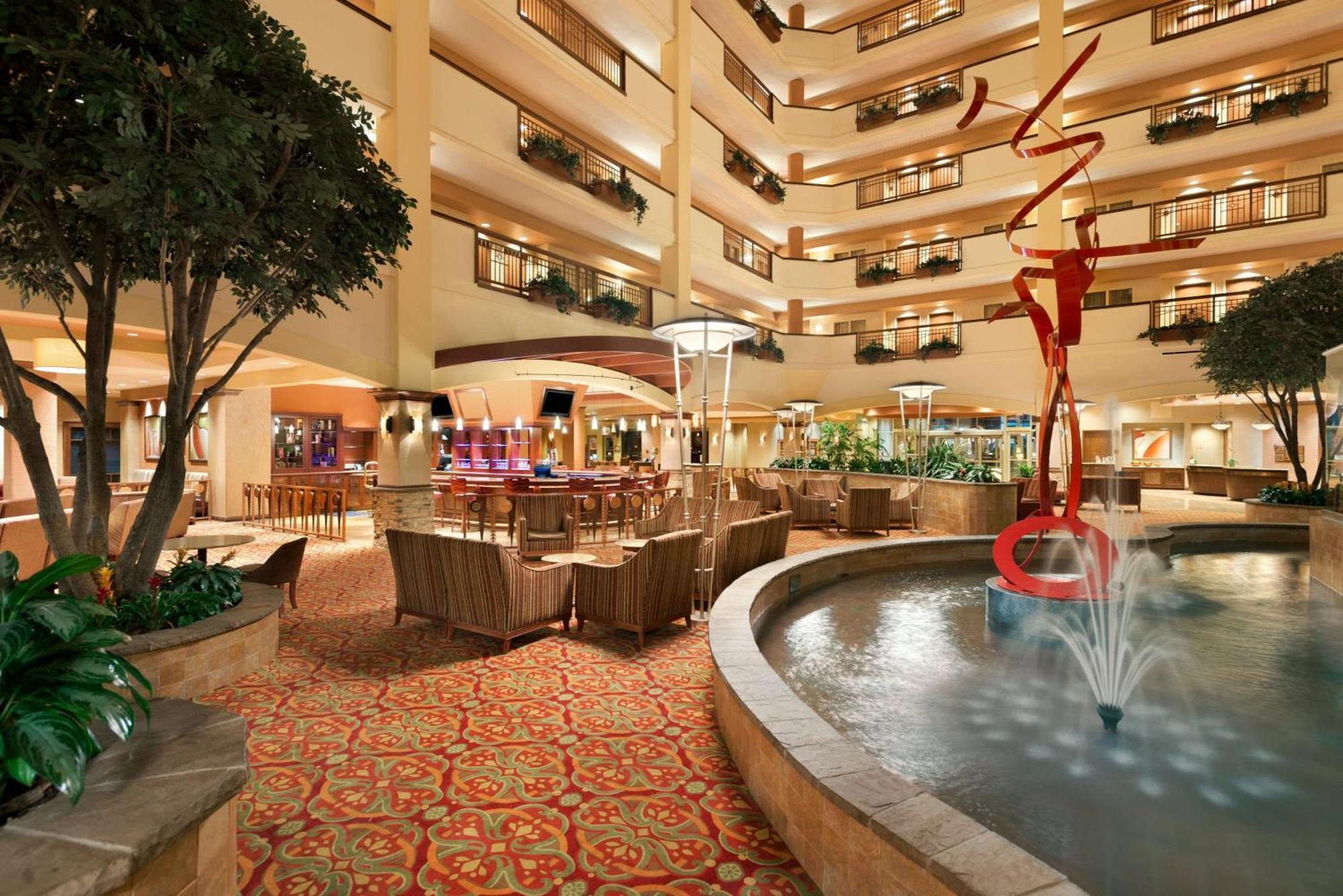 Embassy Suites By Hilton Norman Hotel & Conference Center Экстерьер фото