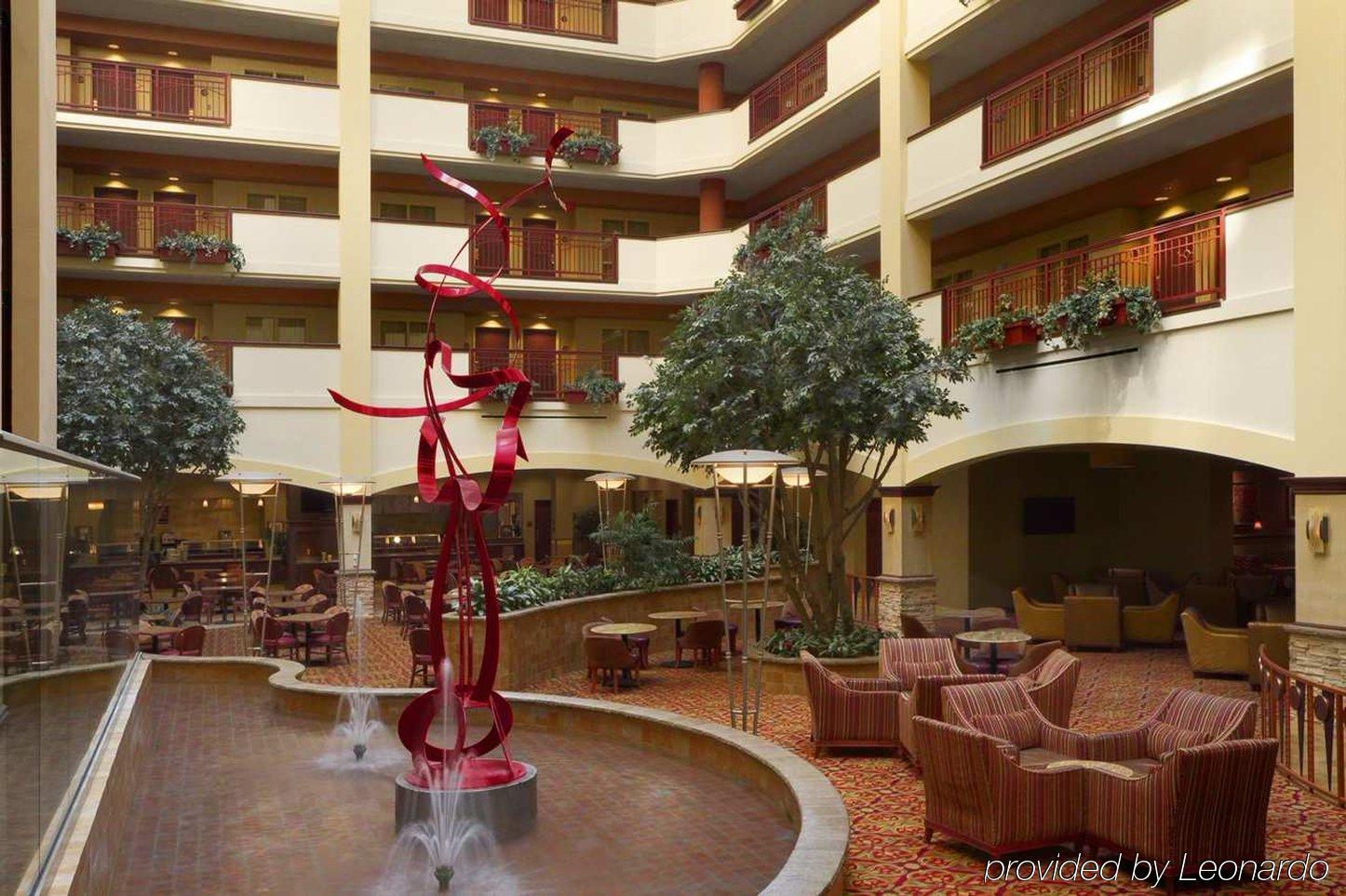 Embassy Suites By Hilton Norman Hotel & Conference Center Интерьер фото